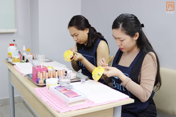 Học nails ở TPHCM - Thẩm mỹ Nguyễn Hoàng