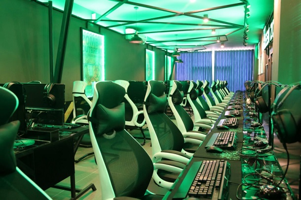 Tiệm net Zone - Gaming Lounge